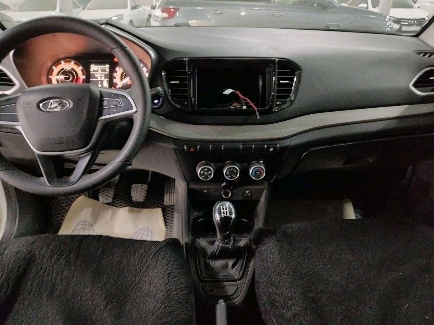 Lada Vesta седан,  102 880 км, 2023 года в лизинг