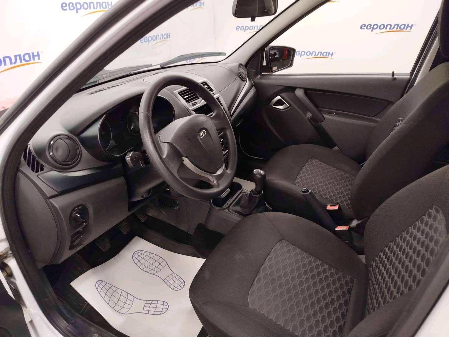 Lada Granta седан,  92 738 км, 2024 года в лизинг