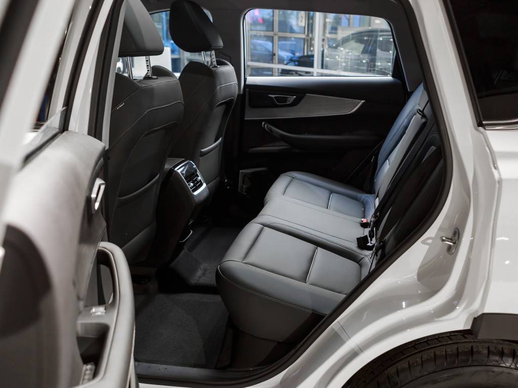 Chery Tiggo 7 PRO MAX Ultra 1.6T 150 DCT 4WD