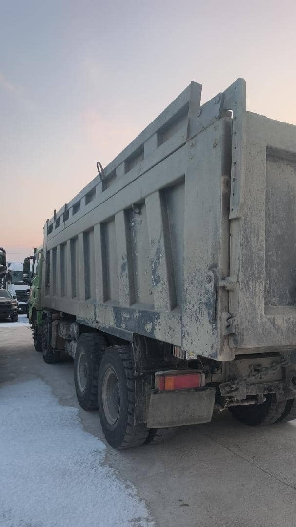 Shacman SX33186V366,  182 724 км, 2023 года в лизинг
