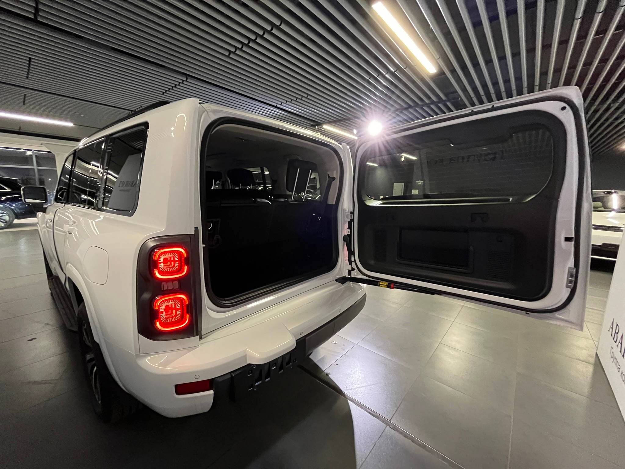 Haval H9 Premium 2.0T 8AT 4WD