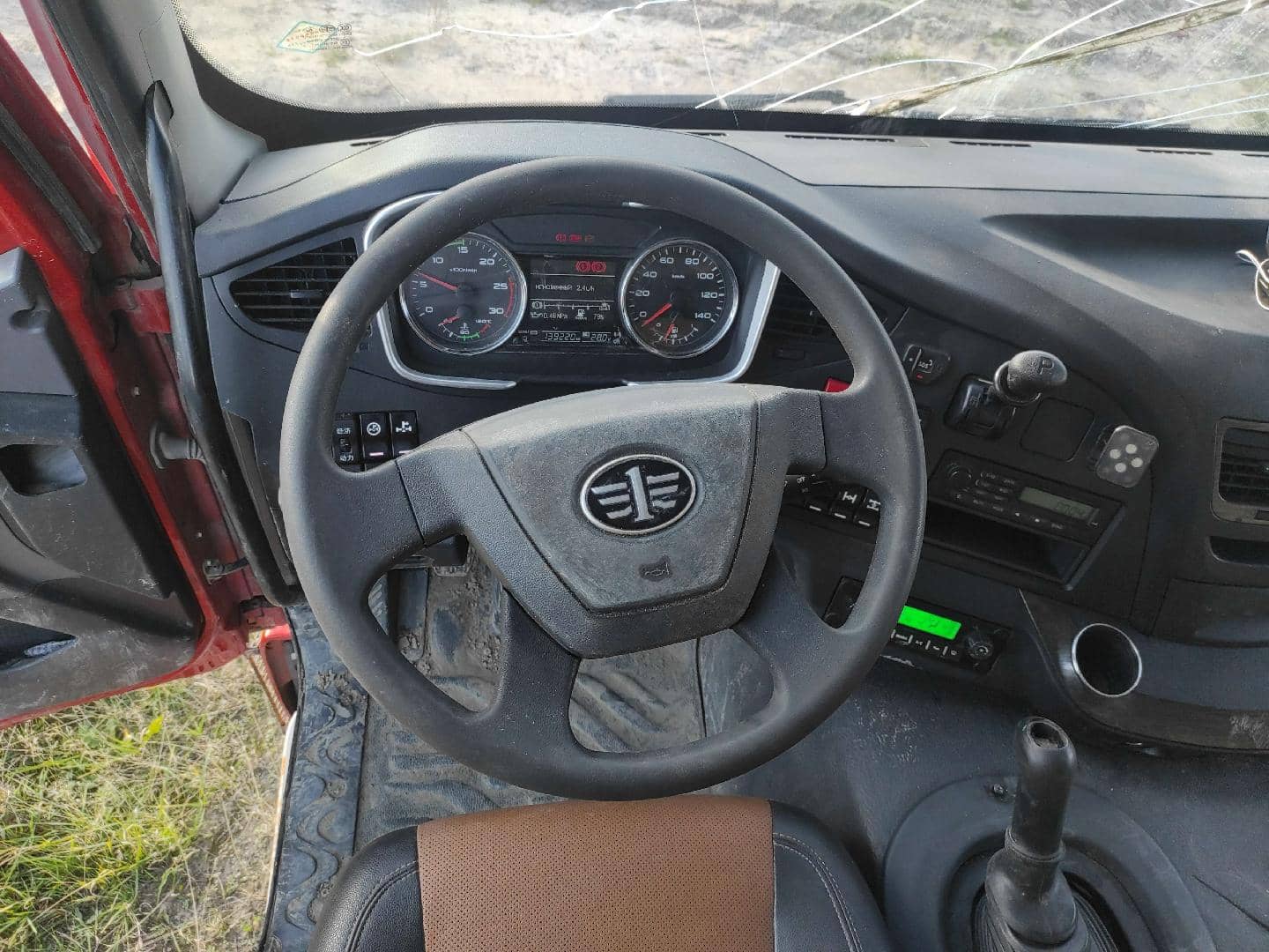 FAW CA3250P66K24L1TE5 6x6,  139 220 км, 2023 года в лизинг