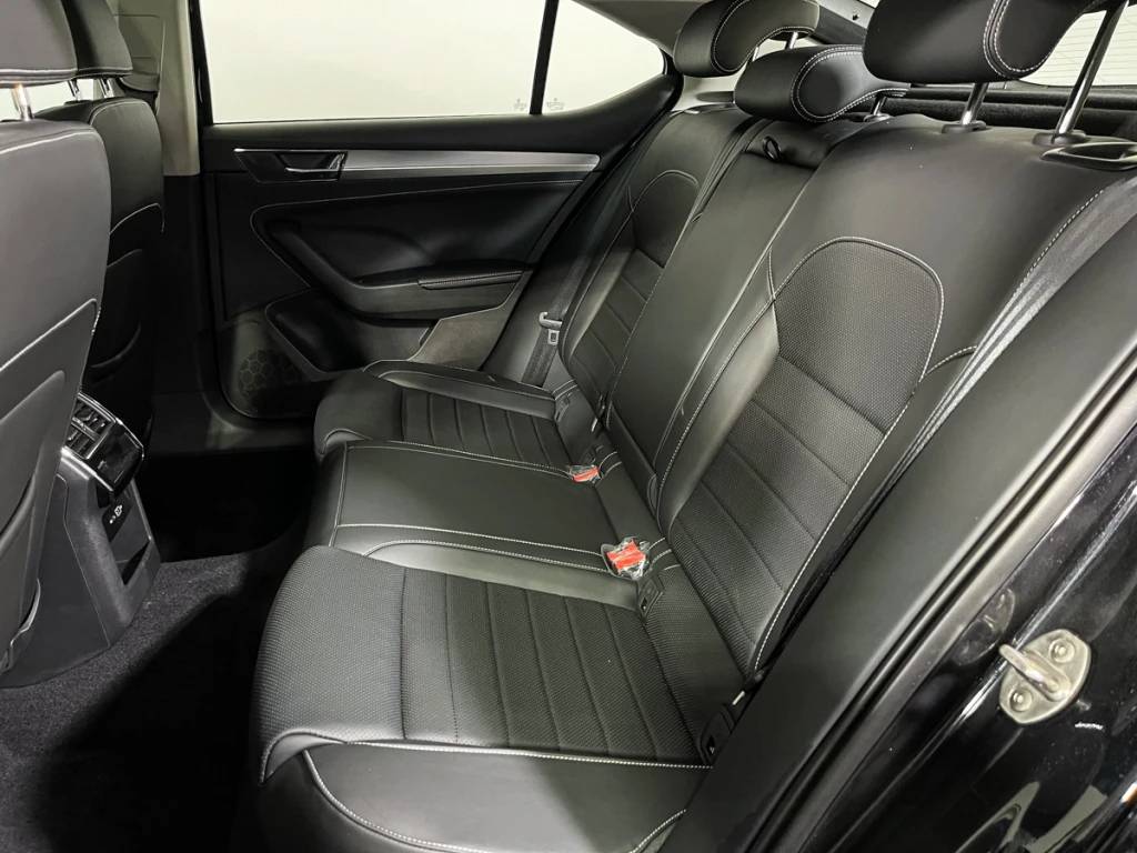 Skoda Superb Exclusive 1.4 TSI DSG-7