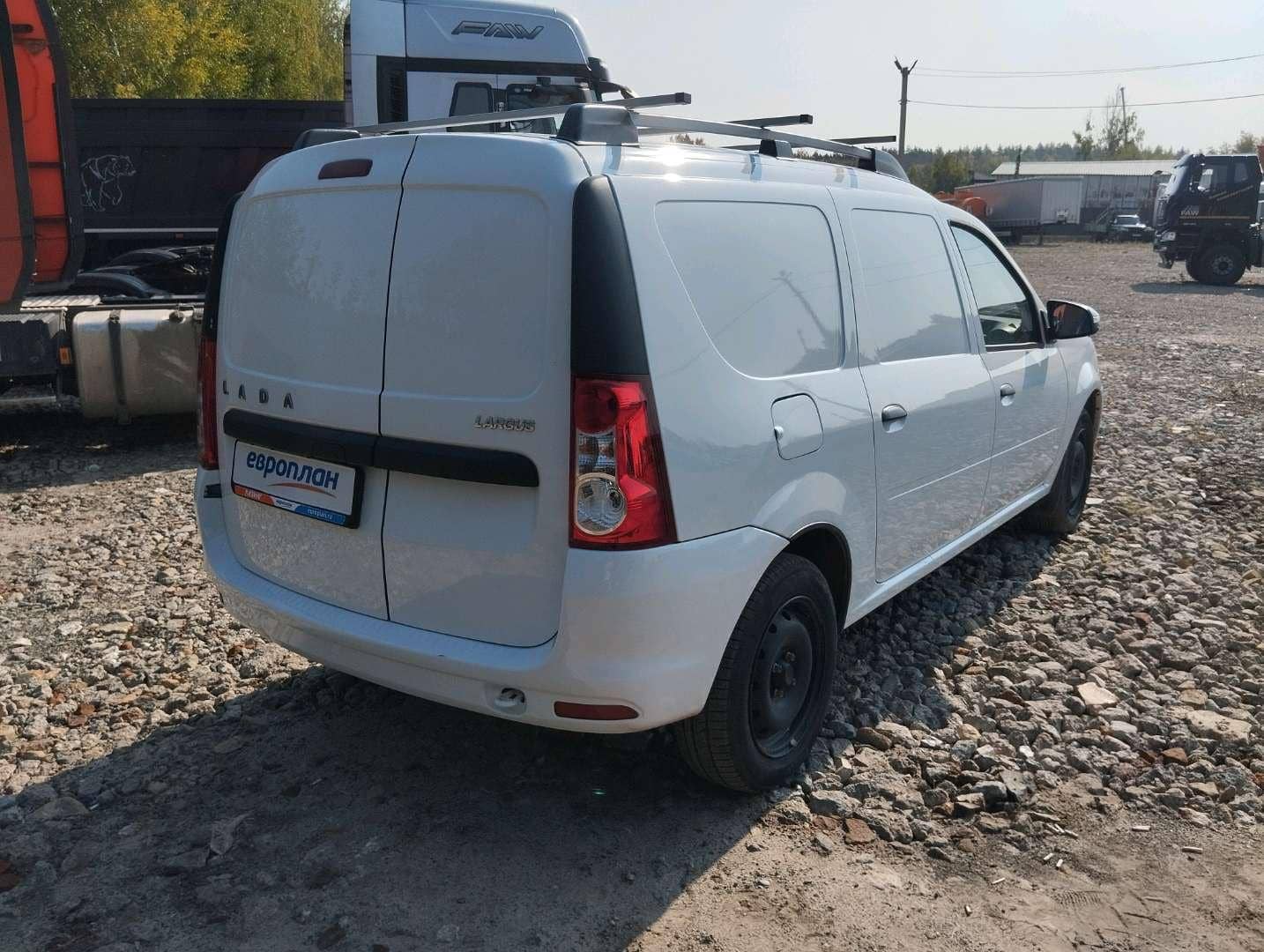 Lada Largus фургон,  42 673 км, 2024 года в лизинг