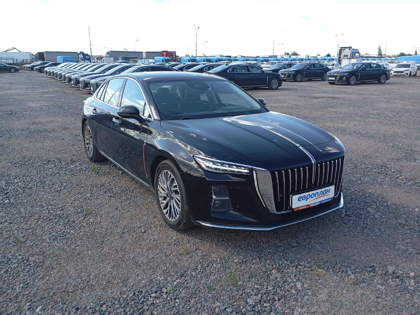 Hongqi H5,  168 468 км, 2024 года в лизинг