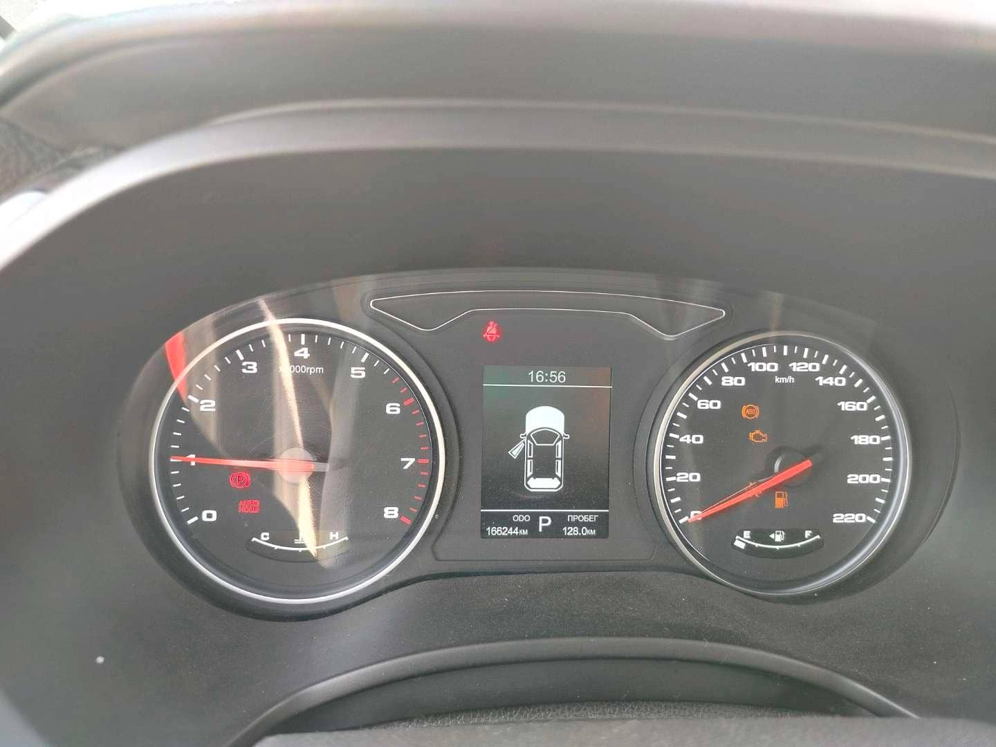 JAC JS4,  166 244 км, 2022 года в лизинг