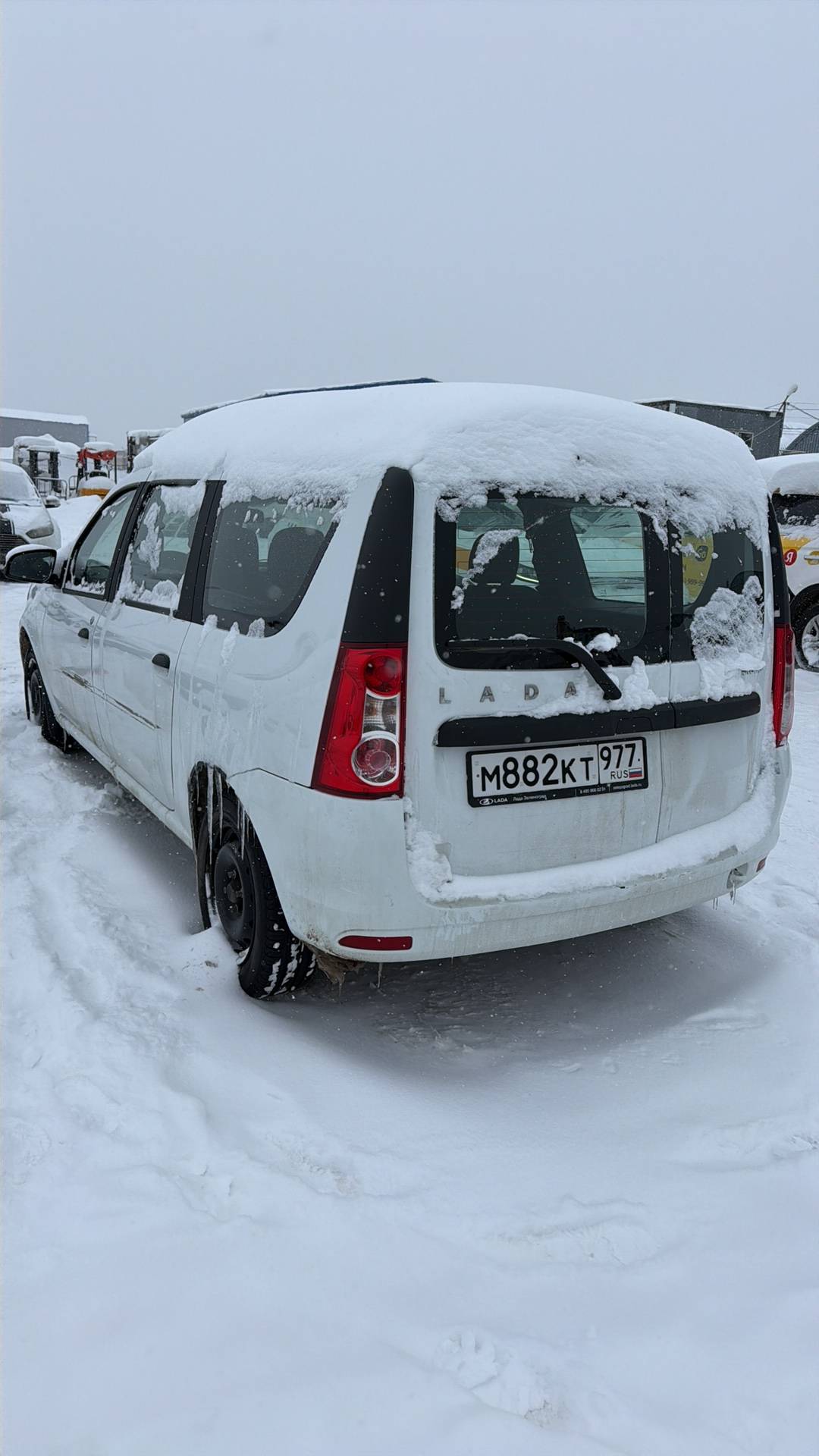 Lada Largus универсал,  684 км, 2025 года в лизинг