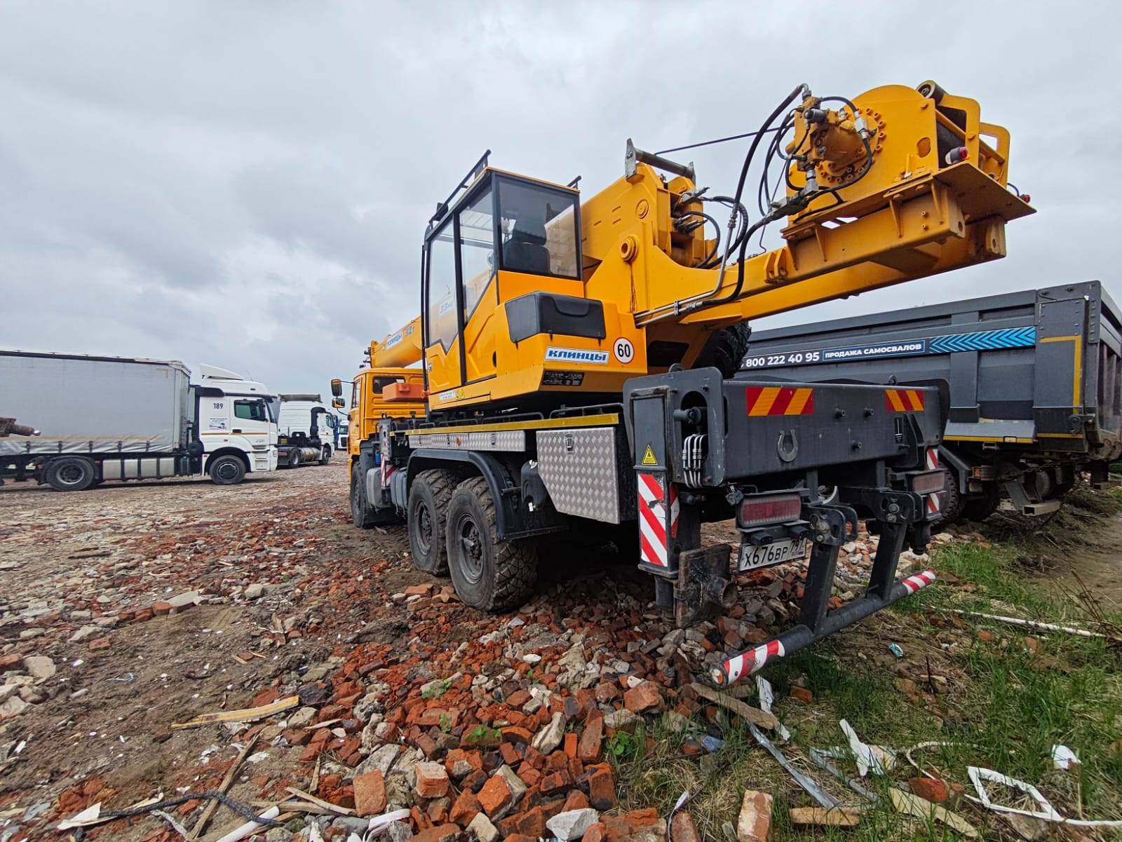 Клинцы КС-55729-5К-3 KAMAZ-43118 (6х6) (Е4) г/п 32т. стрела 33м.  Лот 000008998