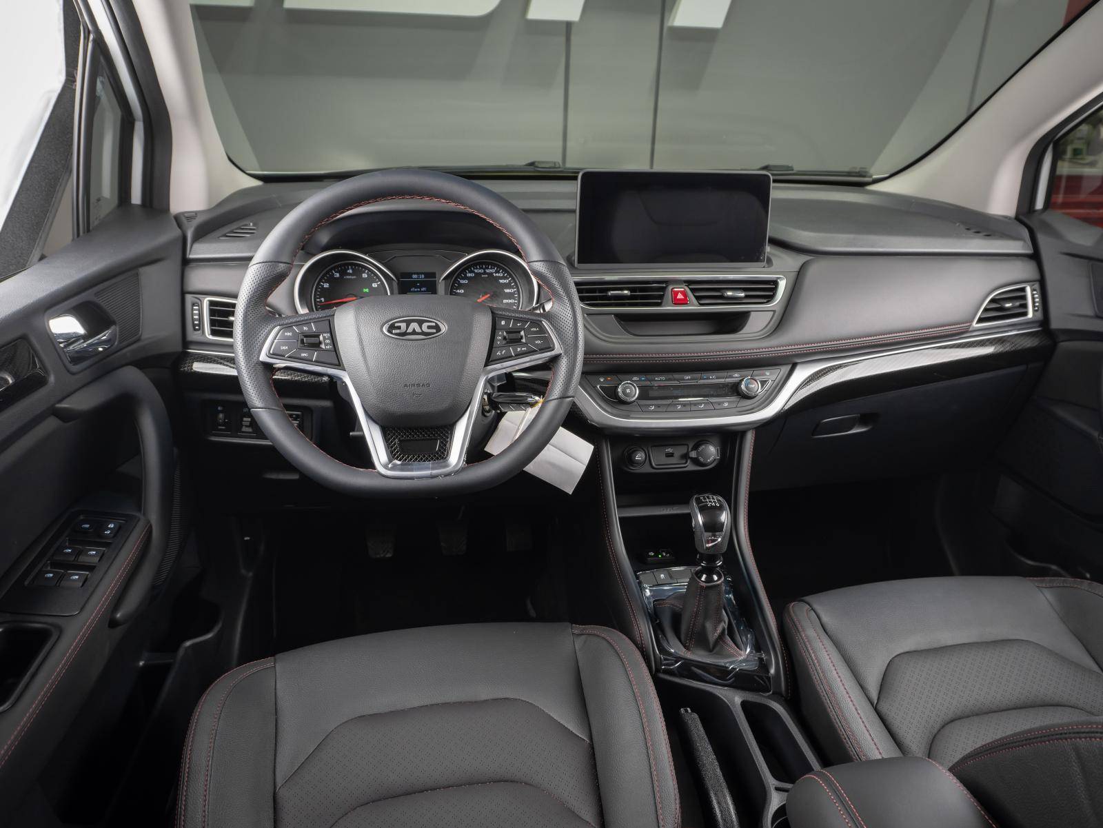 JAC JS3 Luxury 1.6 MT
