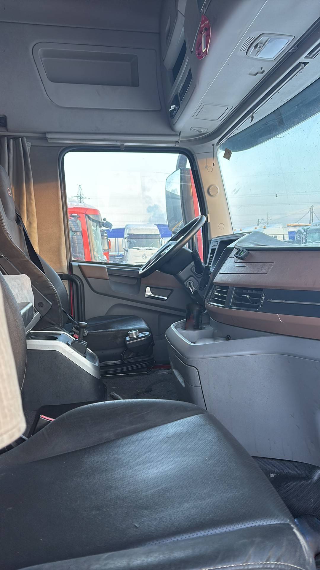 DongFeng GX DFH4180 4x2,  477 676 км, 2023 года в лизинг