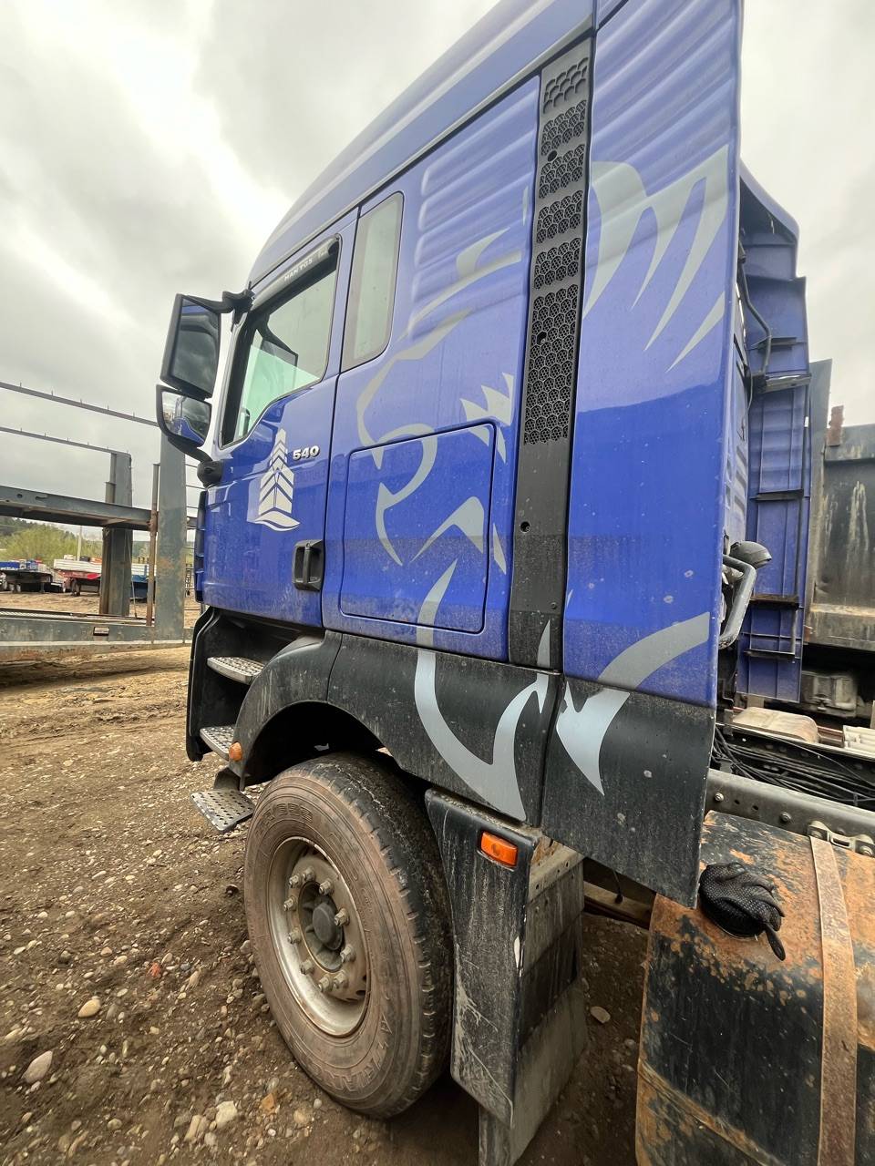 Sitrak С7Н 6×4 ZZ4256V364HE,  125 000 км, 2022 года в лизинг