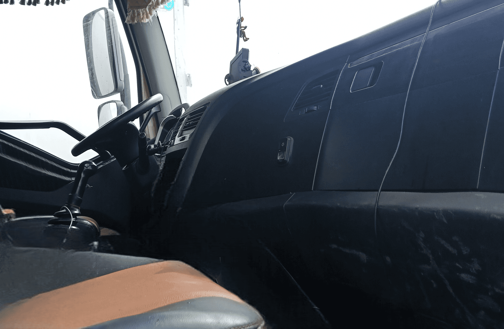 FAW CA3310P66K24T4E5 8х4,  131 832 км, 2023 года в лизинг