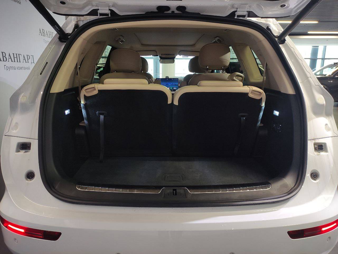 AITO M7 Luxury 4WD 6seats
