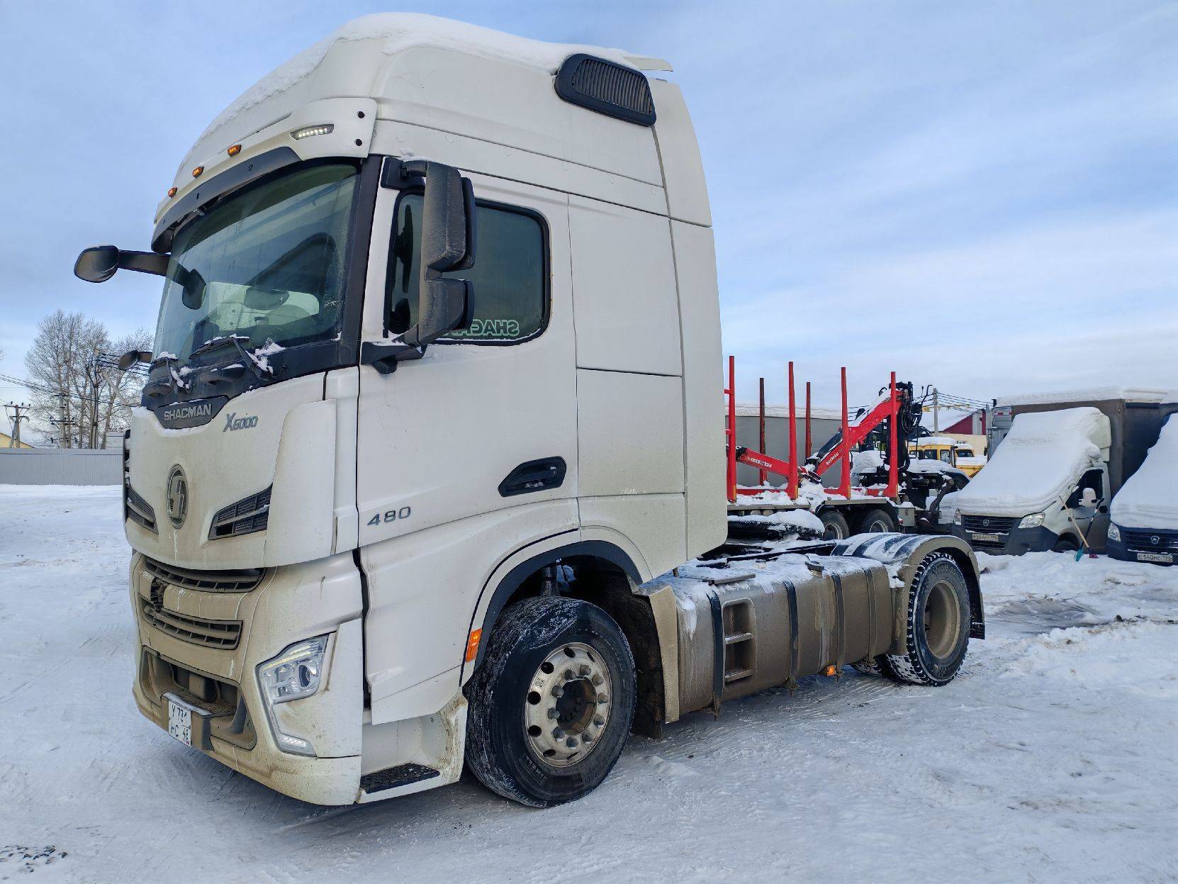 Shacman SX4188YY381,  321 273 км, 2023 года в лизинг