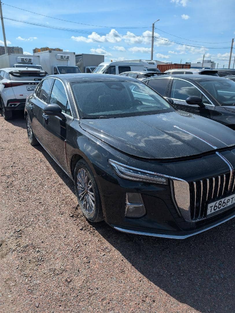 Hongqi H5,  139 604 км, 2024 года в лизинг