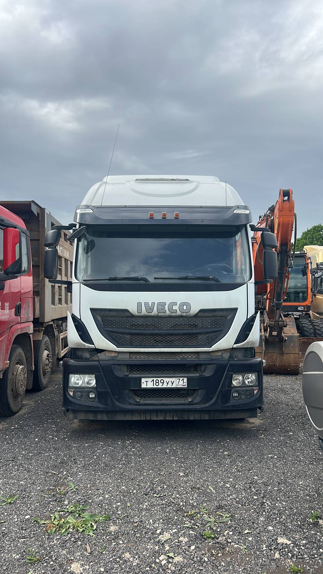 IVECO Stralis AT440S42T/P RR 4x2 (HI-ROAD)