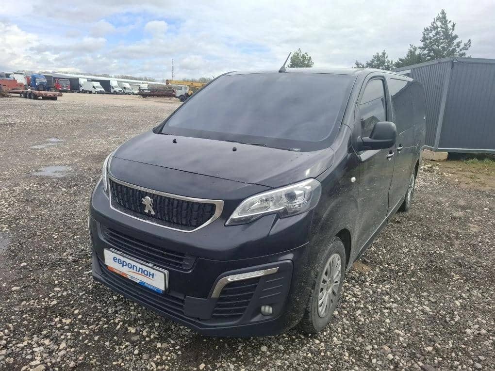 Peugeot Traveller