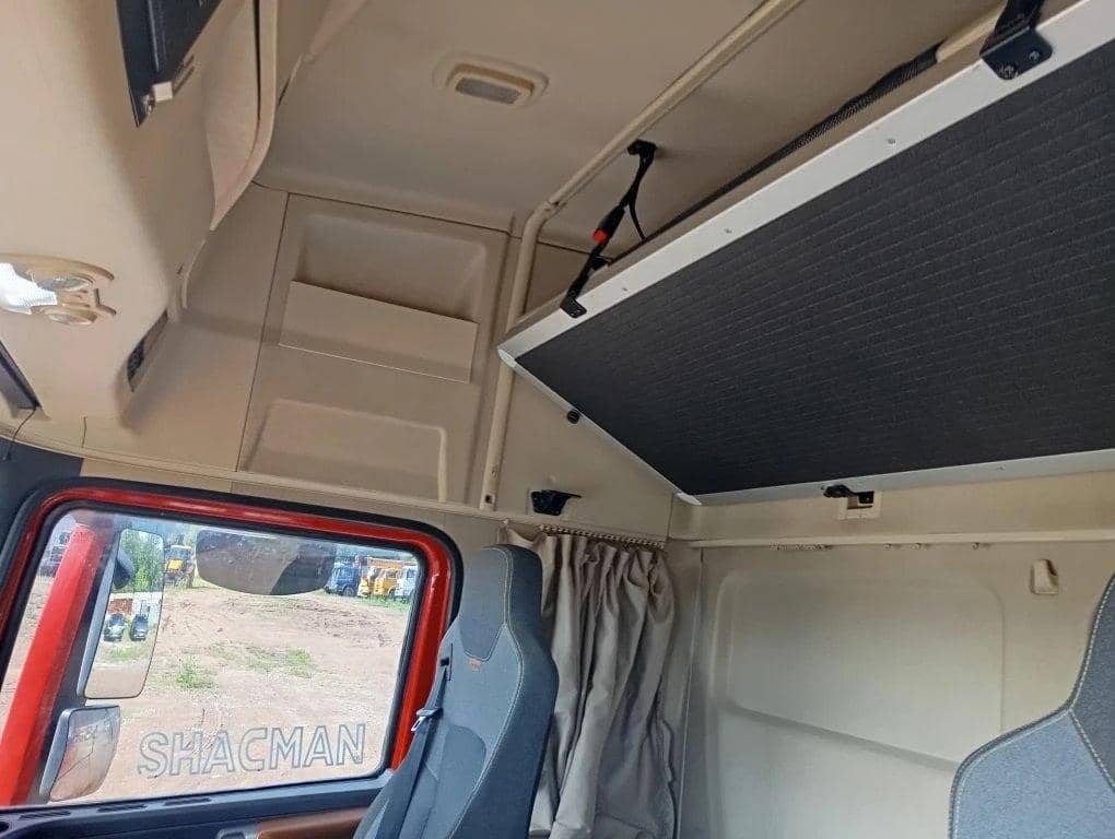 Shacman SX42584V324,  190 623 км, 2024 года в лизинг