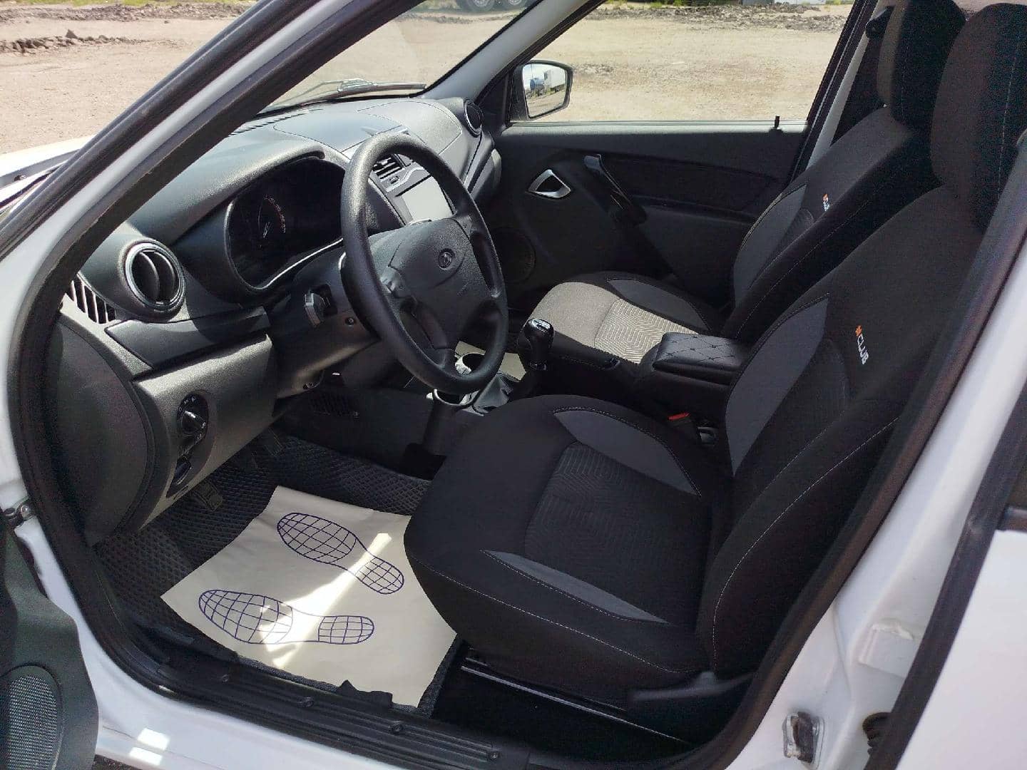 Lada Granta лифтбек,  158 907 км, 2024 года в лизинг