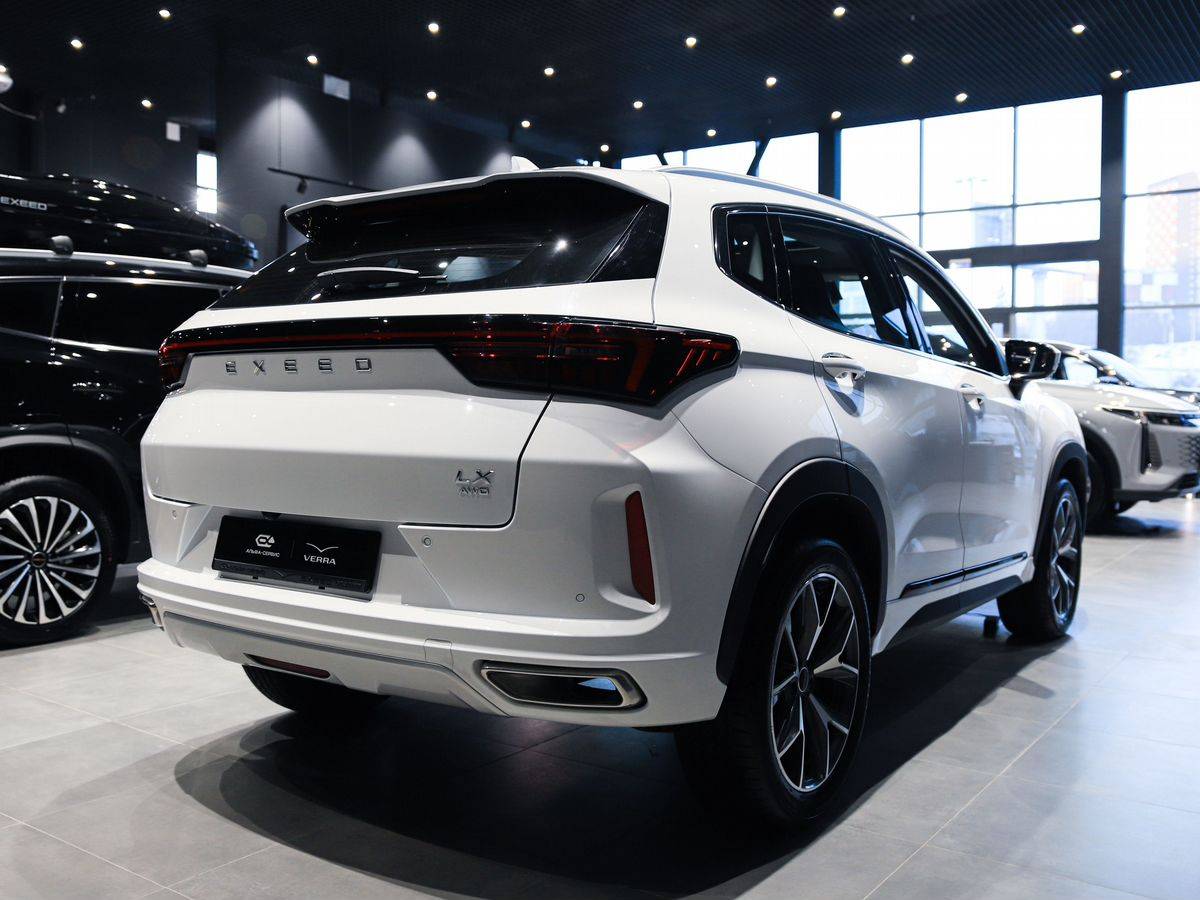 EXEED LX Premium 1.6T 7DCT 4WD