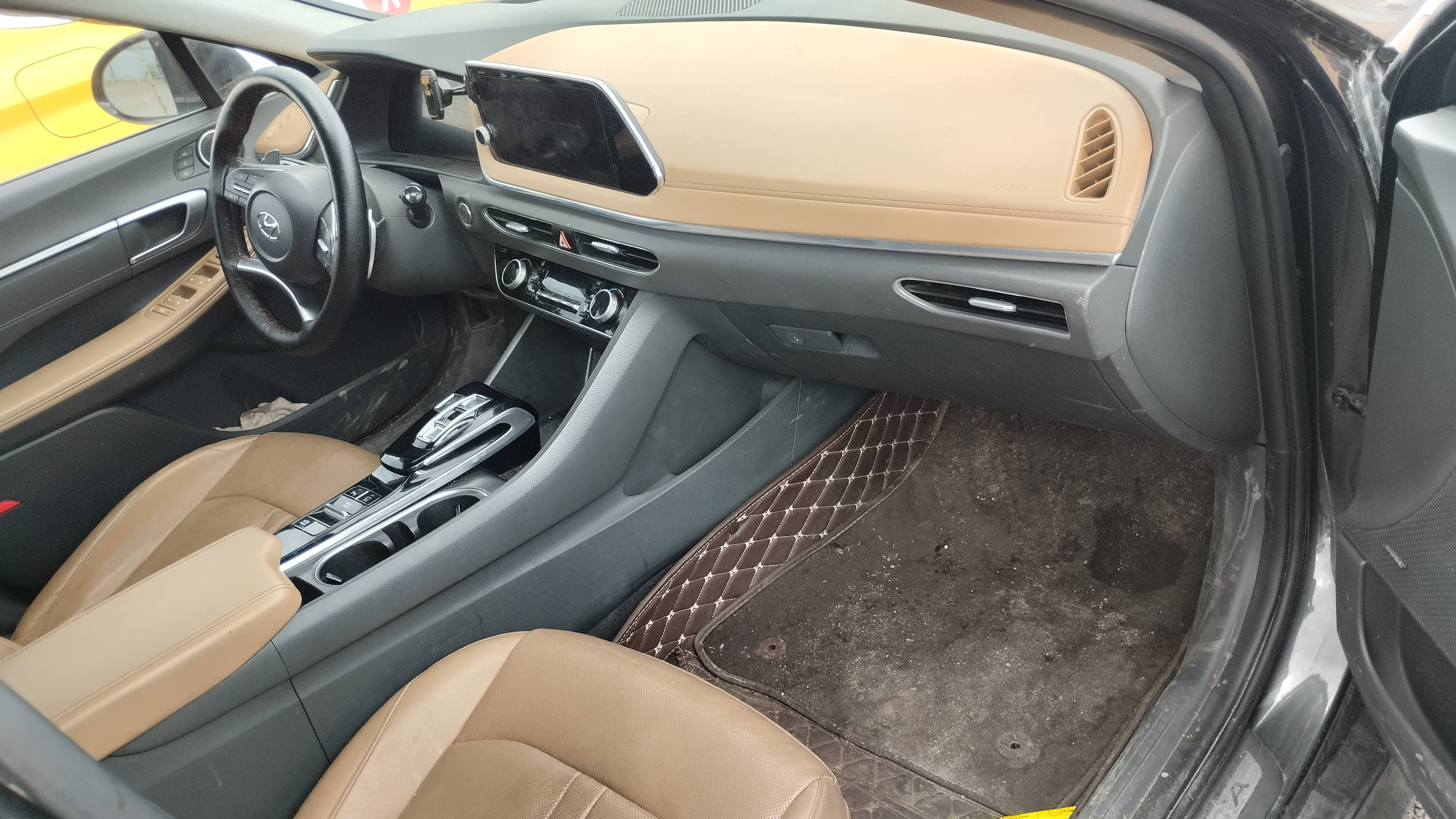 Hyundai Sonata,  217 591 км, 2020 года в лизинг