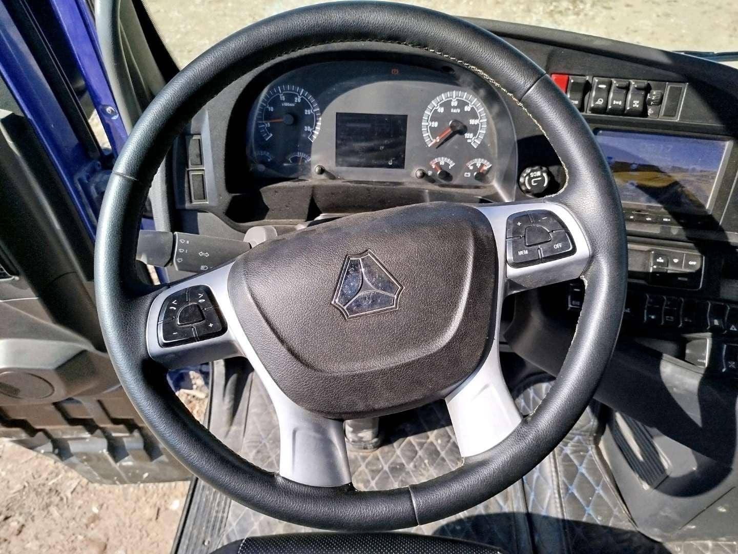 Sitrak С7Н 6×4 ZZ4256V364HE,  204 813 км, 2022 года в лизинг