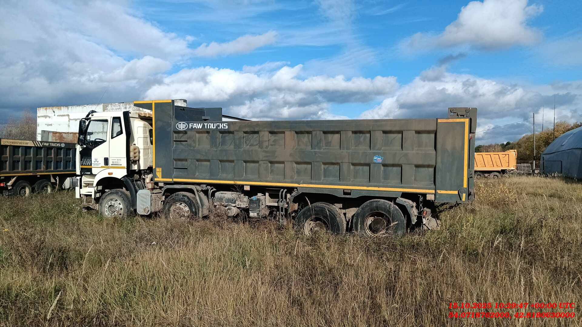 FAW CA3310P66K24T4E5 8х4,  140 685 км, 2023 года в лизинг