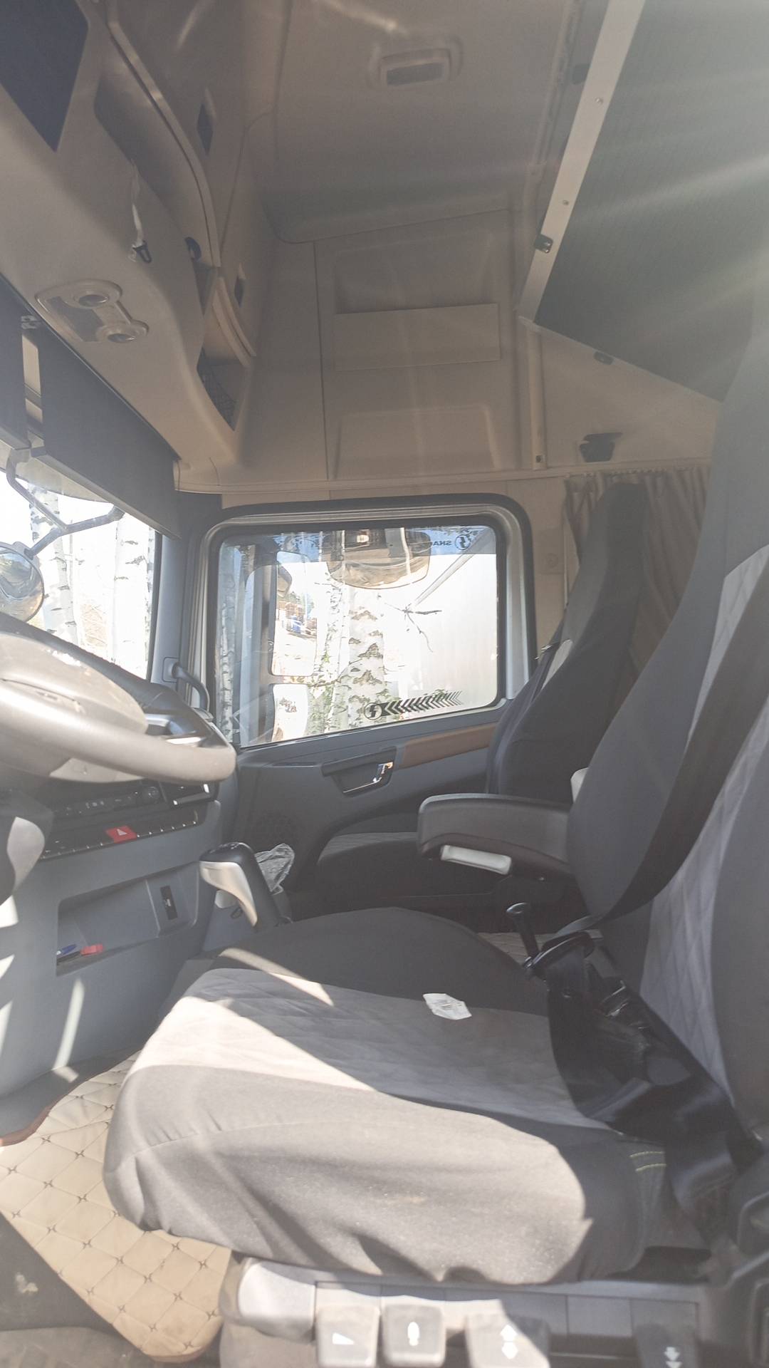 Shacman SX42566V324,  75 148 км, 2024 года в лизинг