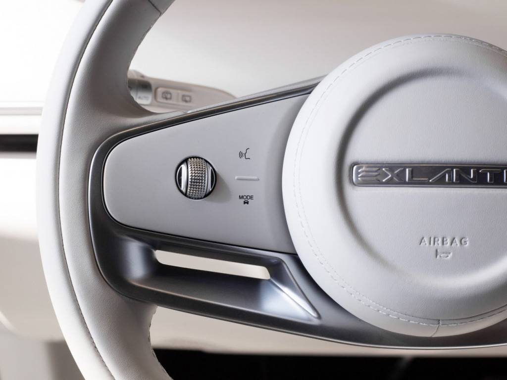 EXEED Exlantix ET 1.5T+40KWh AWD TOP BL