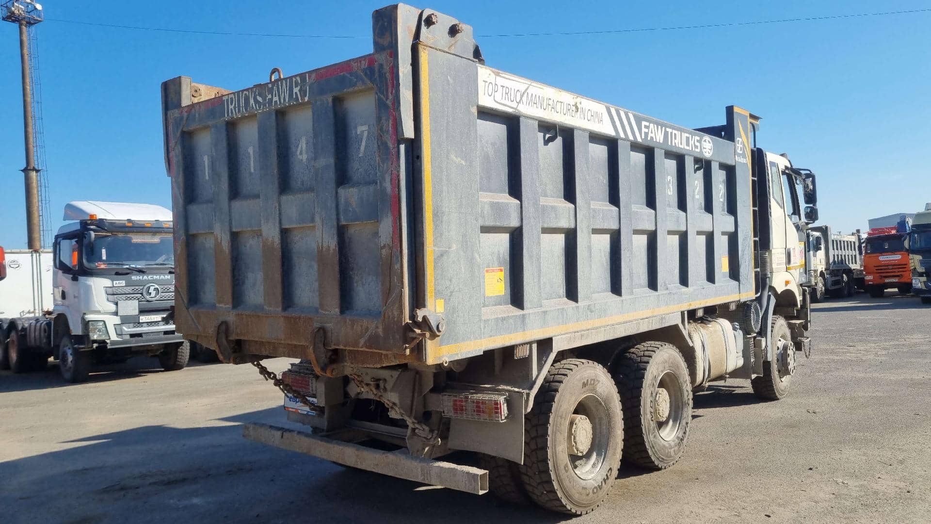 FAW CA3250P66K24L1TE5 6x6,  147 333 км, 2023 года в лизинг