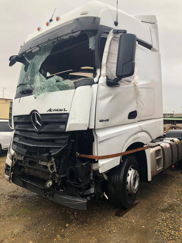 Mercedes-Benz Actros 5 L FHS 1845 LS 4x2 (BigSpace)