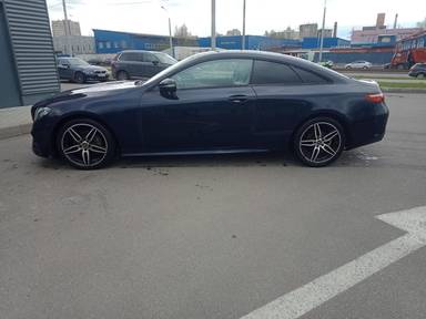 Mercedes-Benz E купе
