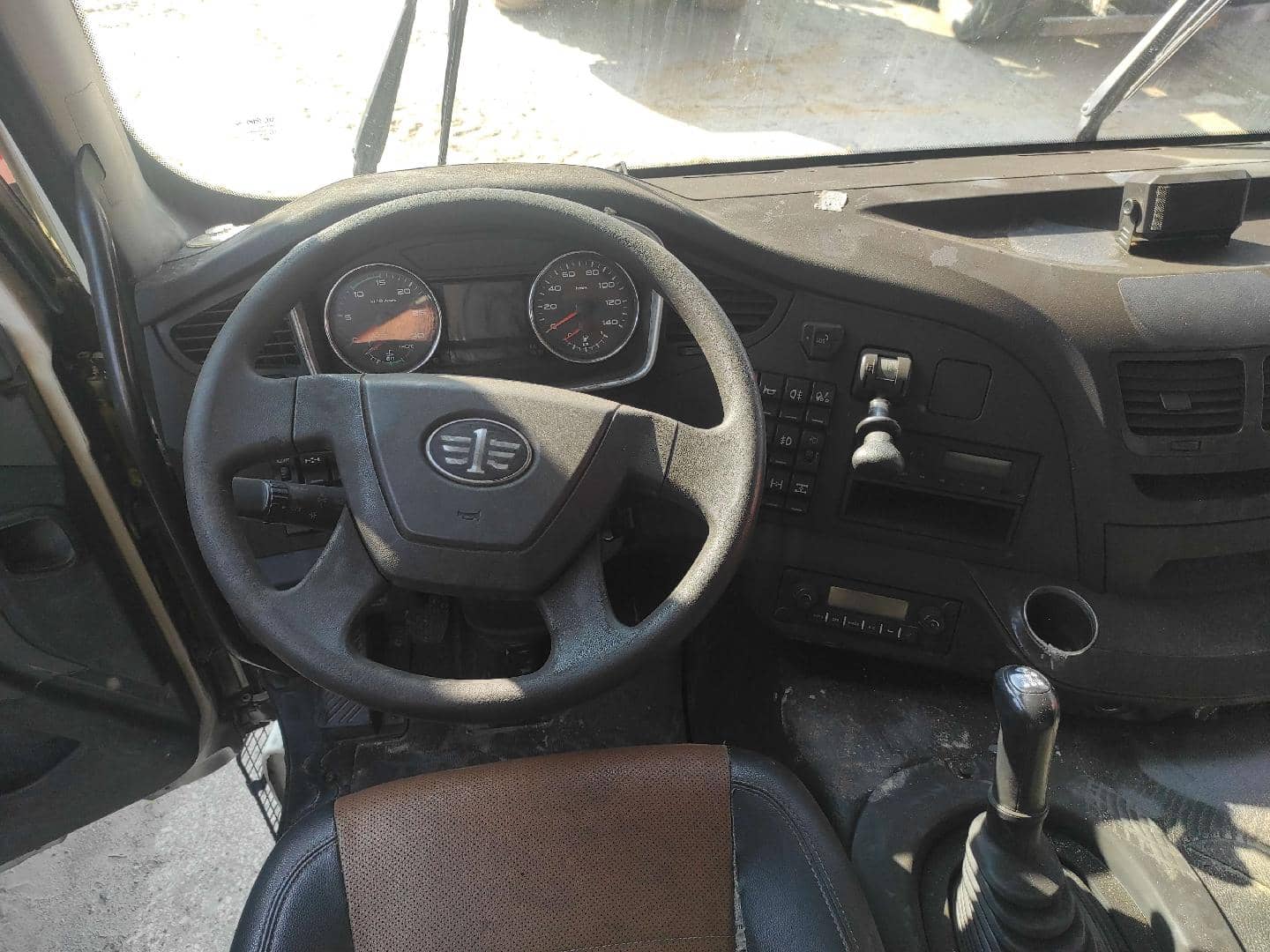 FAW CA3250P66K24L1TE5 6x6,  143 450 км, 2023 года в лизинг