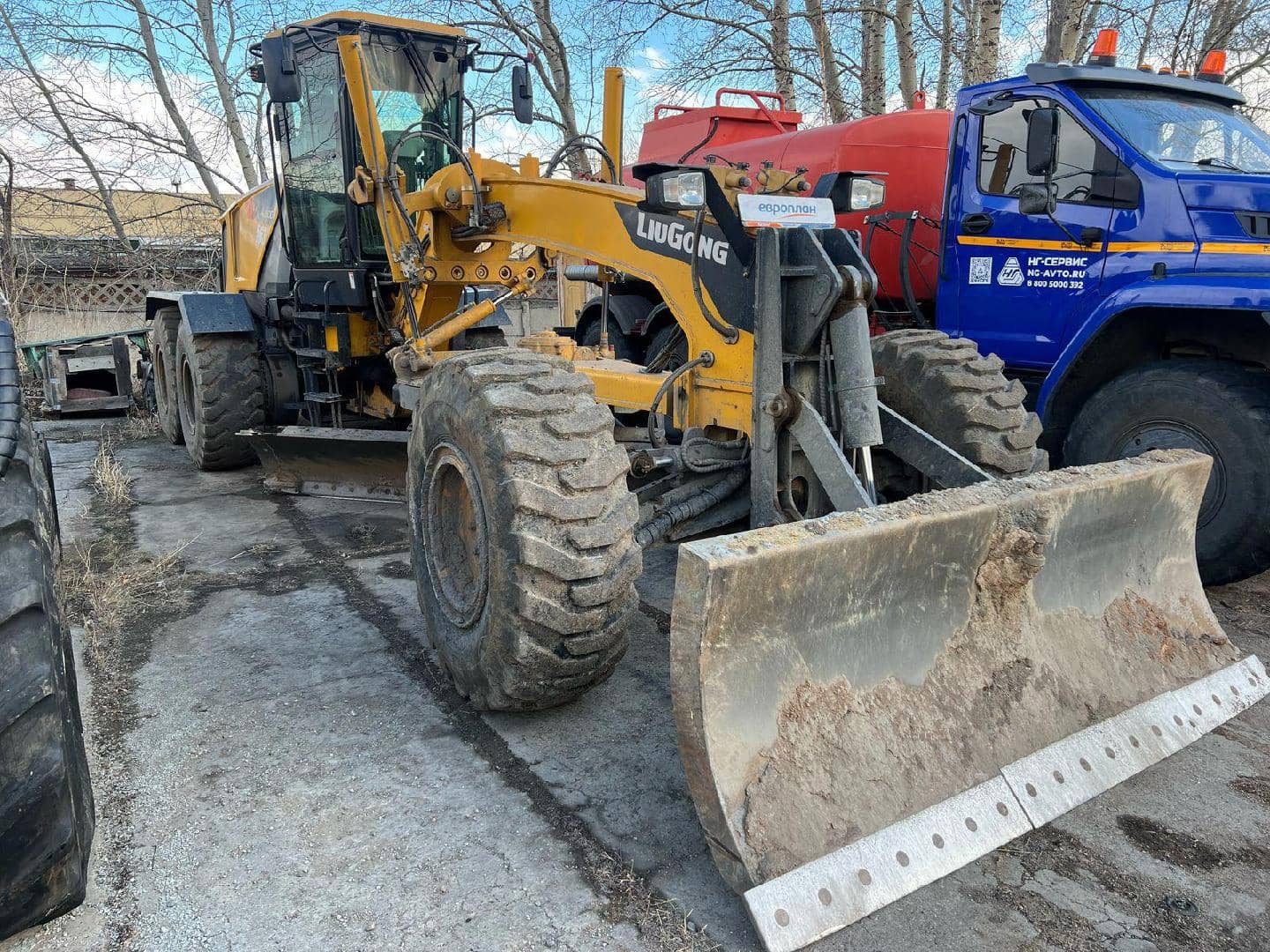 LiuGong CLG4260D,  4 214 км, 2024 года в лизинг