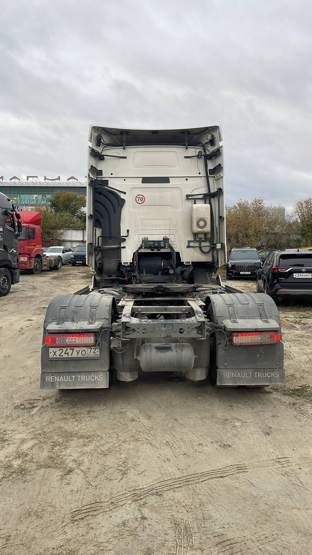 Renault T 440 4x2 (High Sleeper Cab),  429 361 км, 2021 года в лизинг