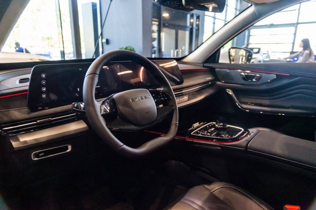 EXEED LX Premium 1.6T 7DCT AWD