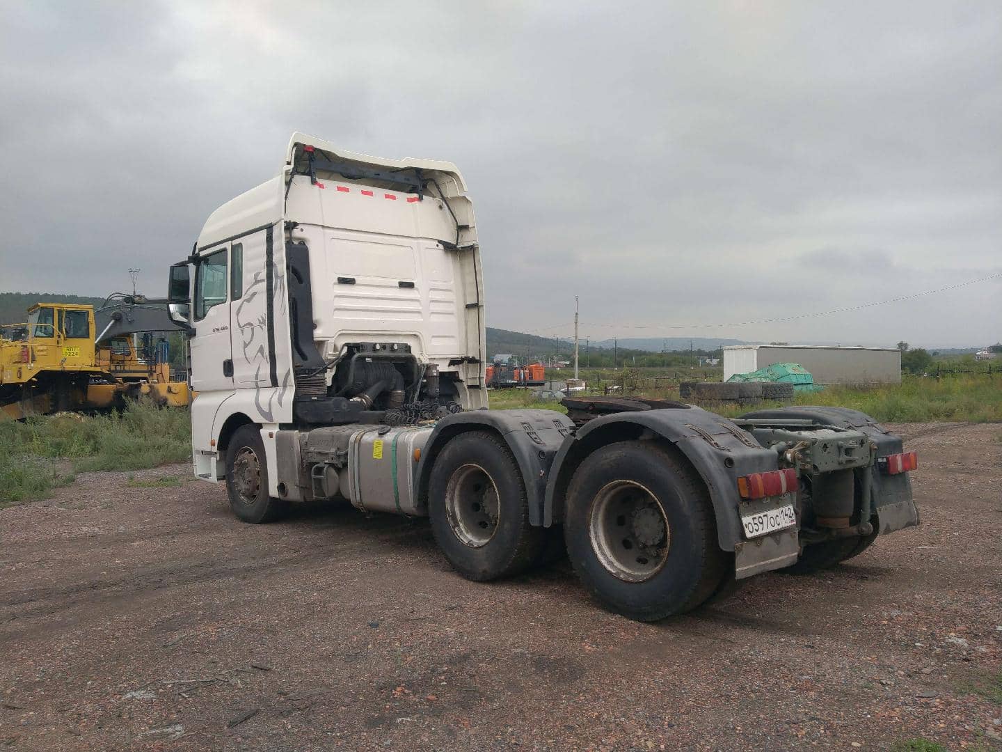 Sitrak С7Н MAX 6×4 ZZ4256V364HE,  390 204 км, 2023 года в лизинг