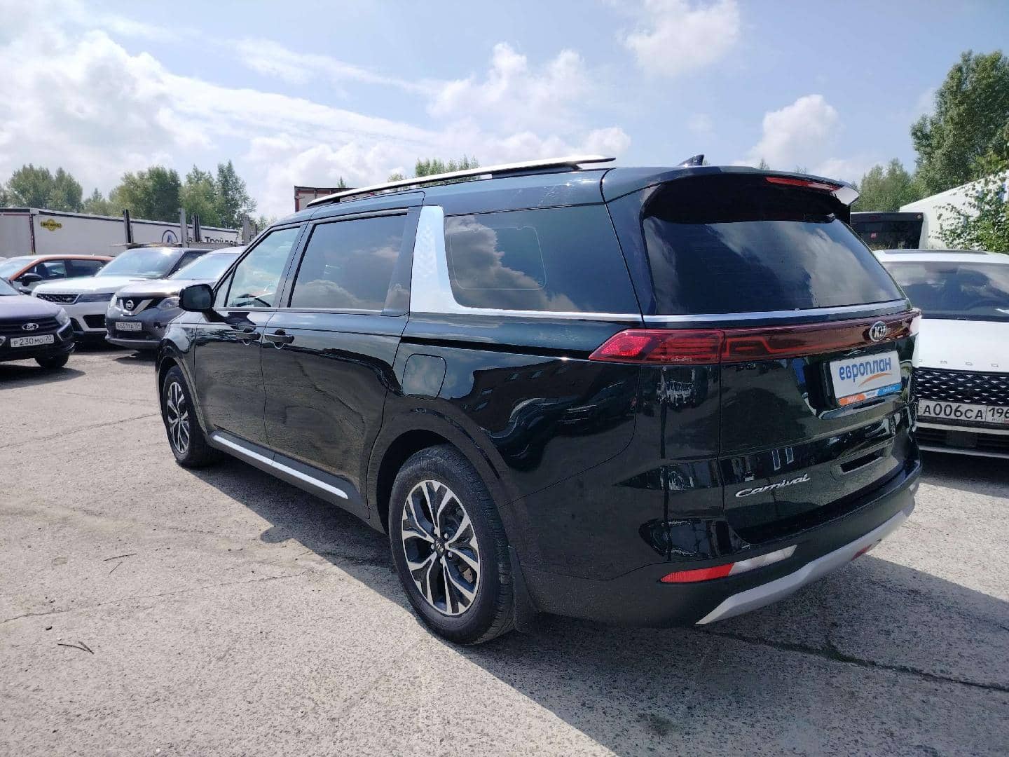 KIA Carnival,  142 556 км, 2021 года в лизинг