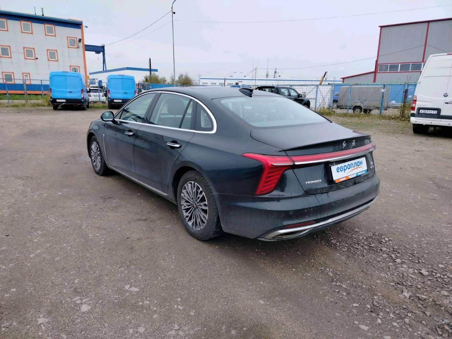 Hongqi H5,  170 578 км, 2024 года в лизинг