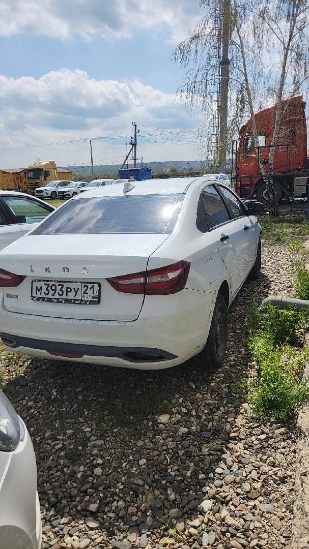 Lada Vesta седан,  74 942 км, 2023 года в лизинг