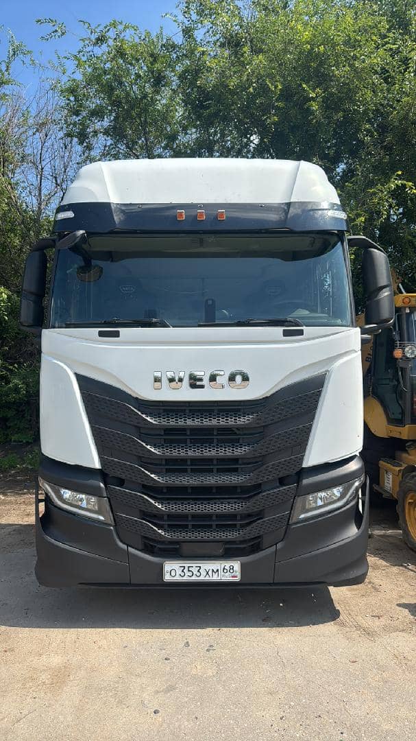IVECO Stralis AT440S48T/P RR 4x2 (HI-ROAD) ,  216 549 км, 2022 года в лизинг