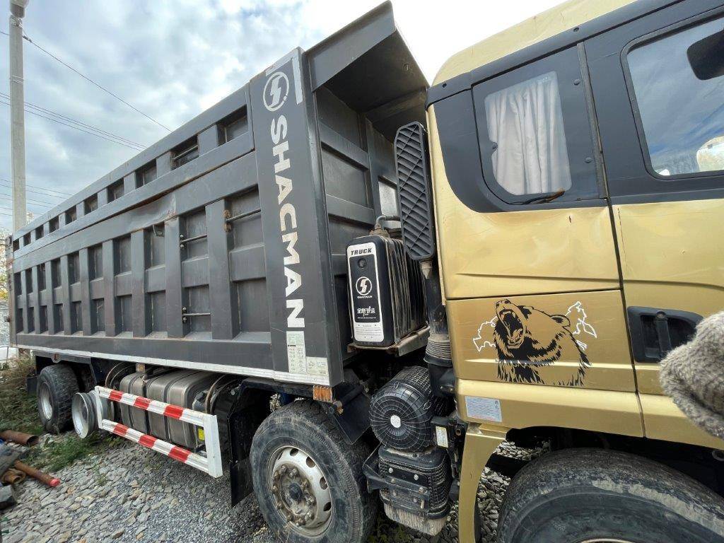 Shacman SX33186T366 Лот 000000366