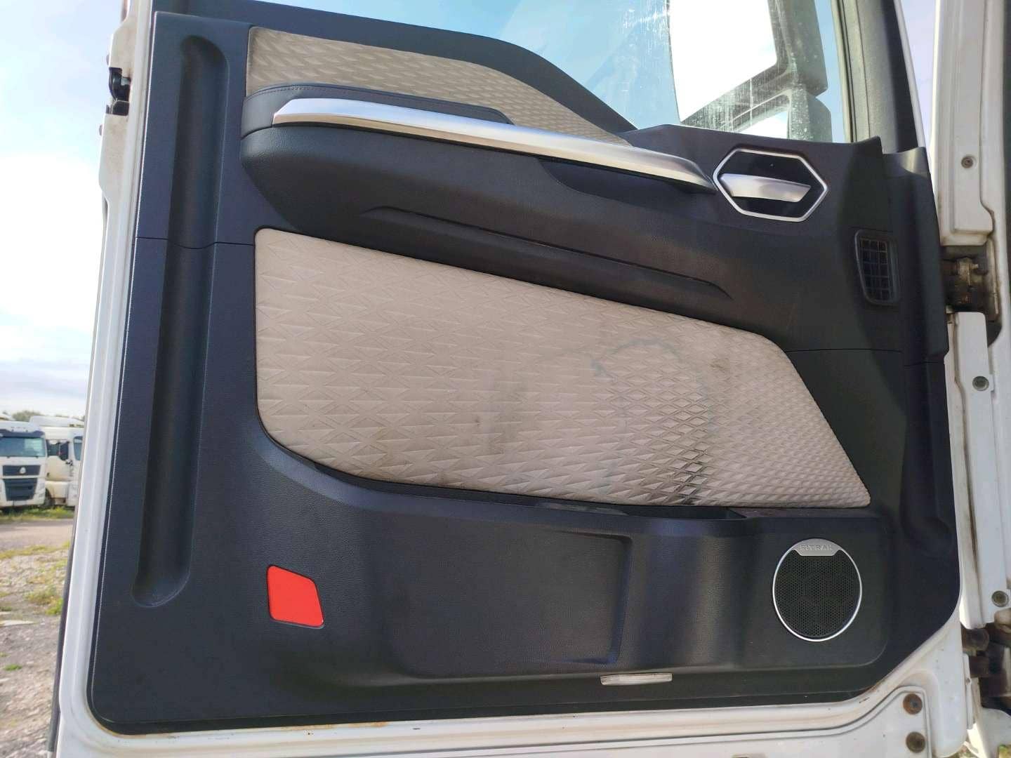 Sitrak C7H MAX ZZ4186V391HE,  456 575 км, 2023 года в лизинг