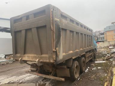 Shacman SX33186V366
