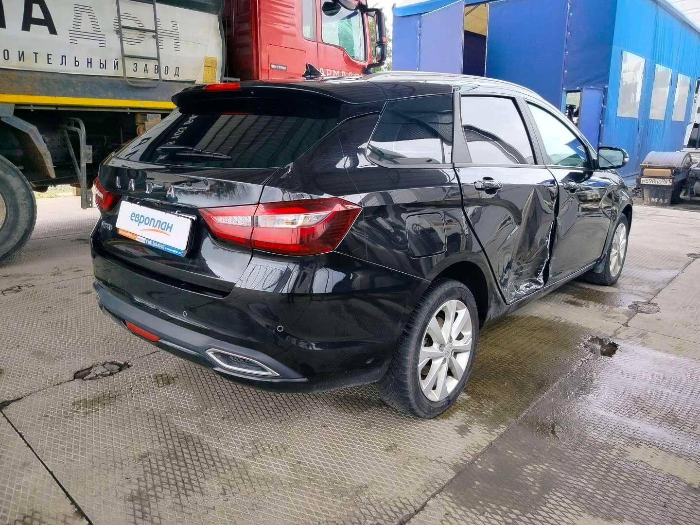 Lada Vesta универсал,  78 112 км, 2024 года в лизинг