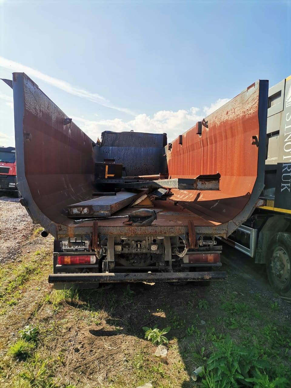 HOWO ZZ3317V386GE1 8х4,  40 520 км, 2023 года