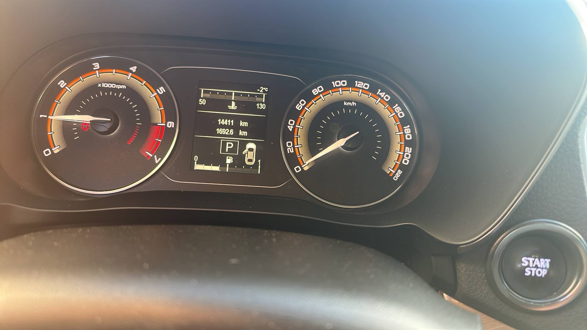 Lada Vesta Cross,  14 411 км, 2024 года в лизинг