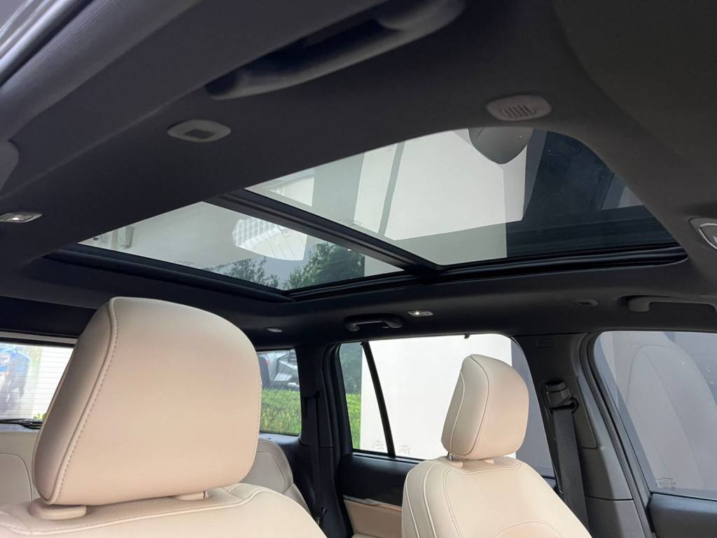 Jeep Grand Cherokee Limited 2.0 AT 4WD