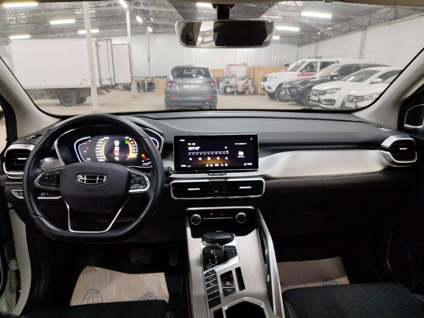 Geely Coolray,  74 165 км, 2023 года в лизинг