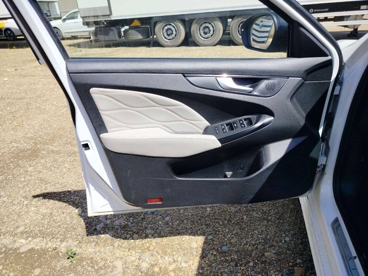Kaiyi E5,  95 423 км, 2023 года в лизинг